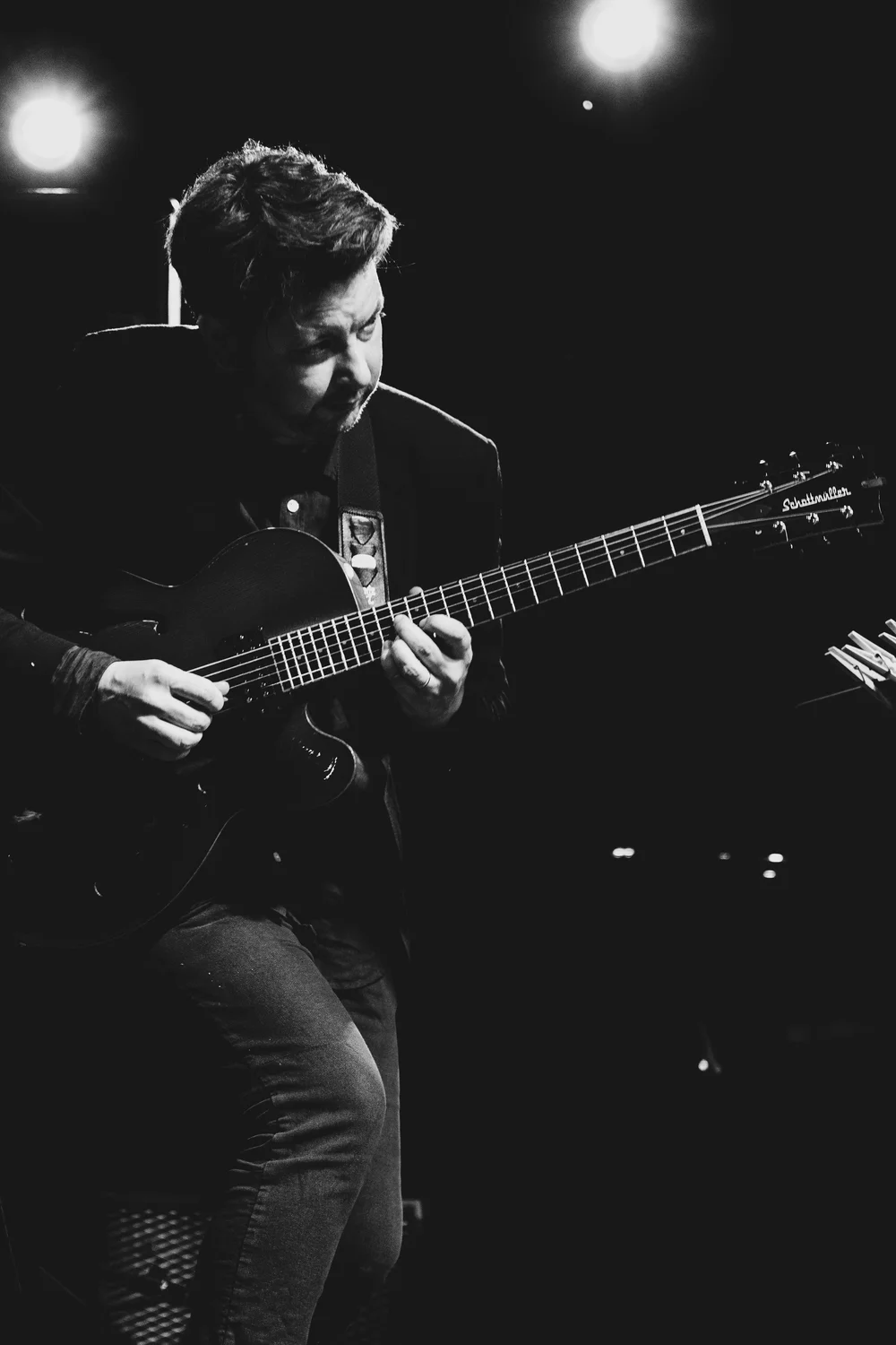 Lage Lund performing